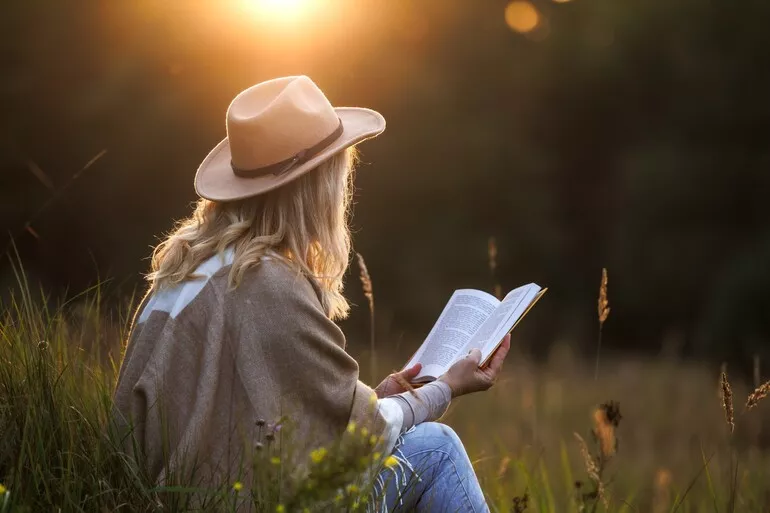 Czy da się oswoić śmierć? Kobiety i literatura o przemijaniu
